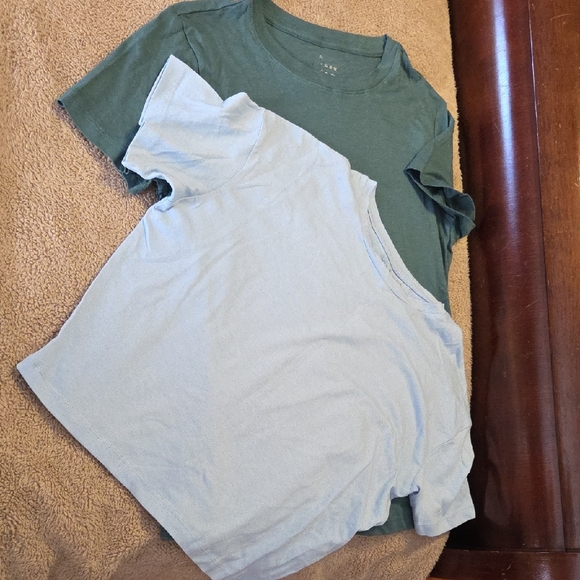 a new day Women's Short Sleeve Tees - Green and Light Blue - Picture 1 of 5